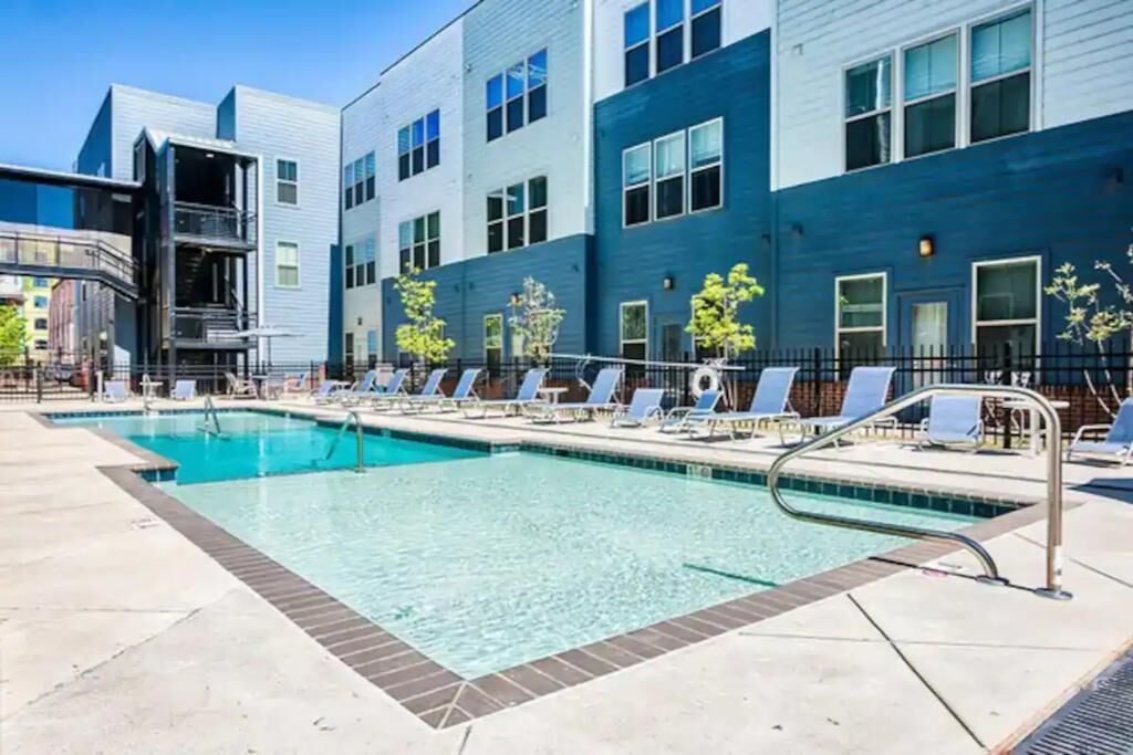 Home2 Suites by Hilton Memphis Downtown
