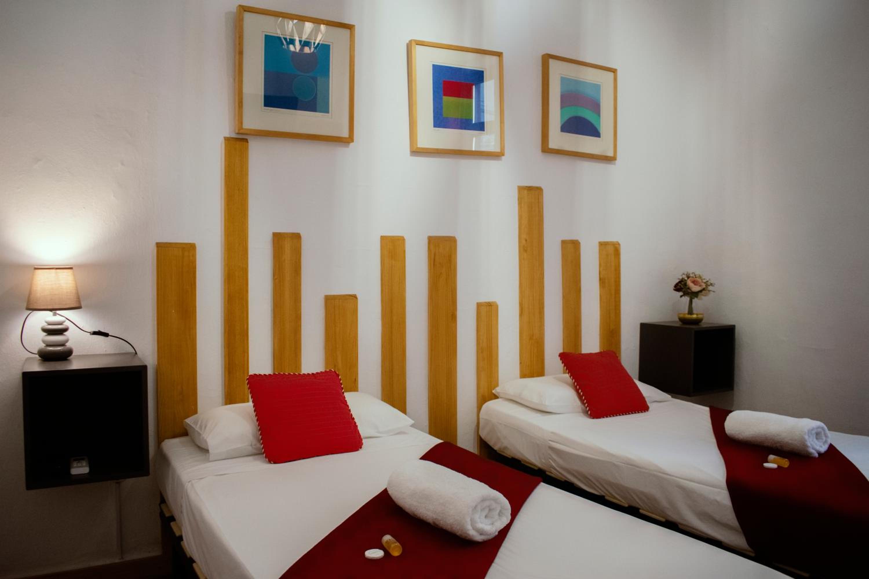 Casa Lemus – Standard Double or Twin Room with Balcony and Shared Exterior Bathroom photo 7