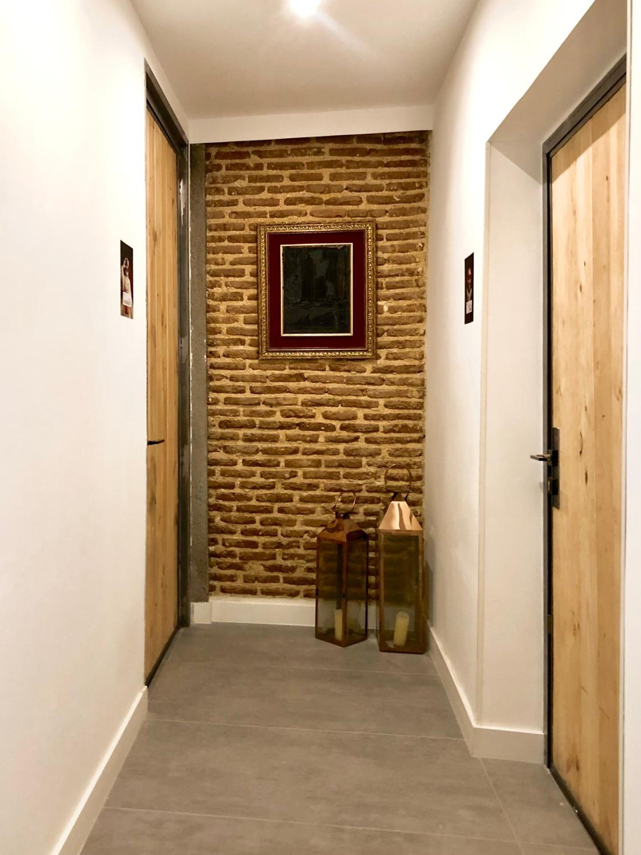 ApARTment Madrid – One-Bedroom Apartment photo 5