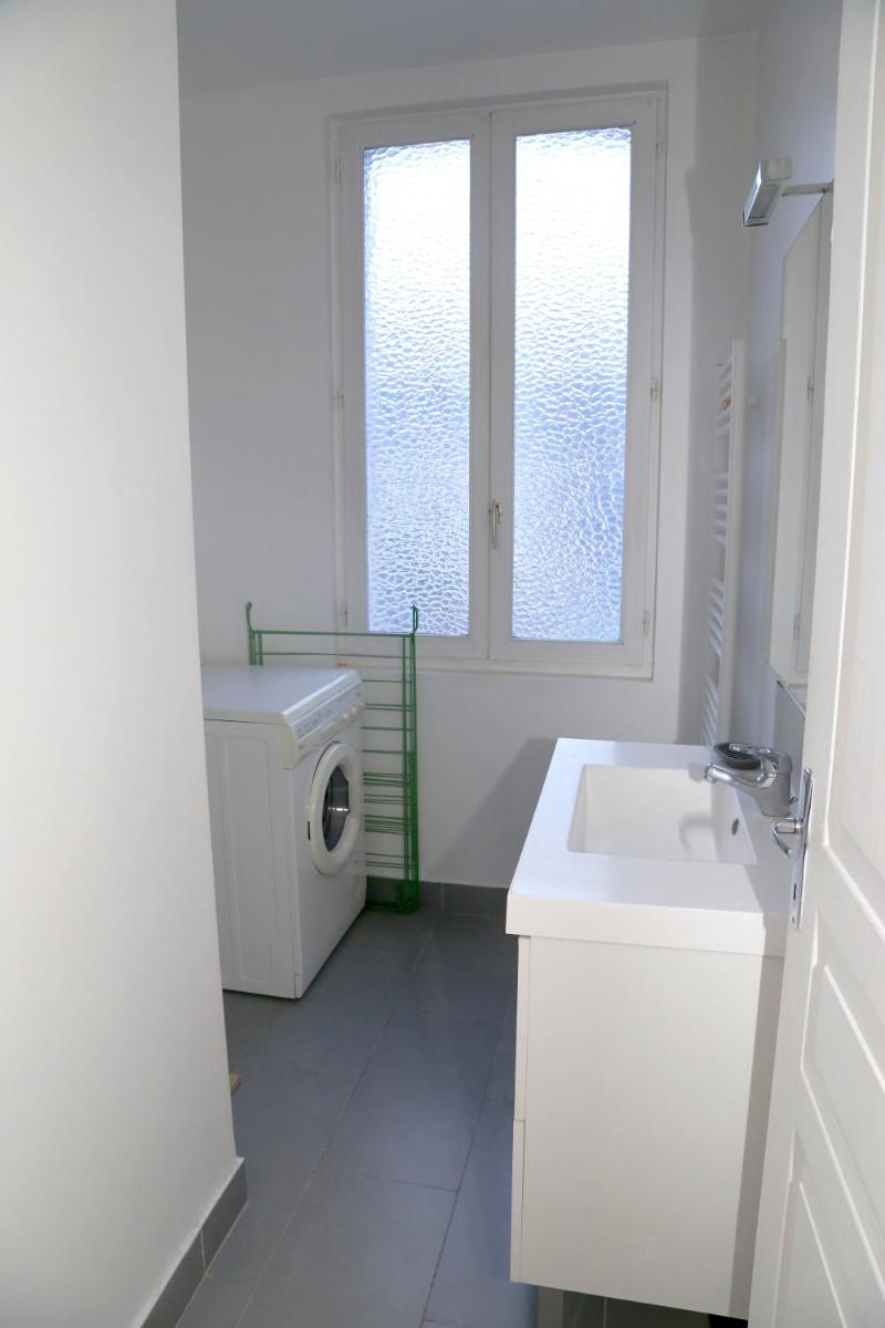 Appartement 3 pièces – Two-Bedroom Apartment