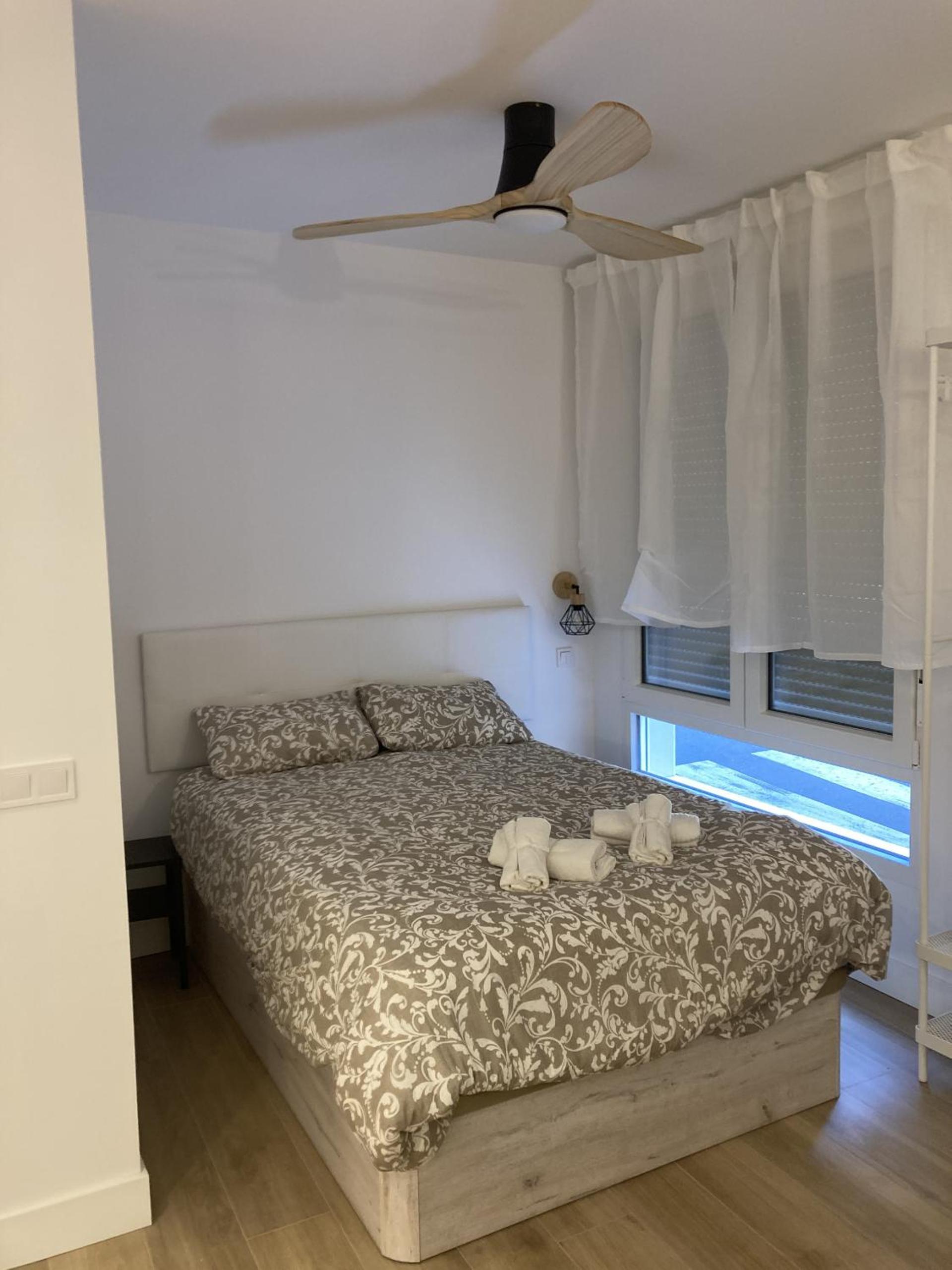 Bravo Murillo Apartments – One-Bedroom Apartment photo 2
