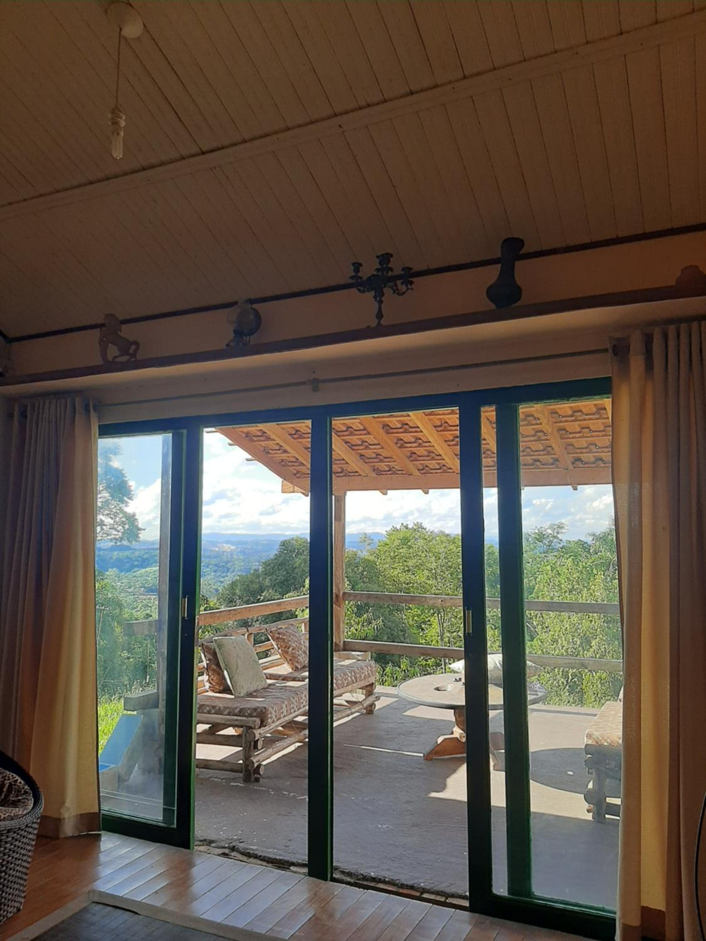 Almenat Embu das Artes, Tapestry Collection by Hilton