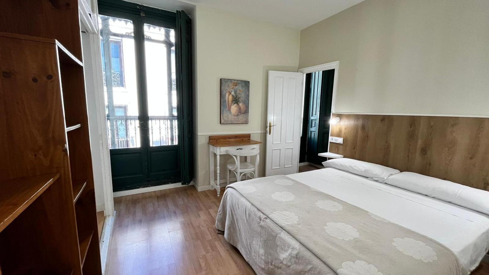 Apartamentos Mayor Centro – Interior Family Studio without Terrace photo 8