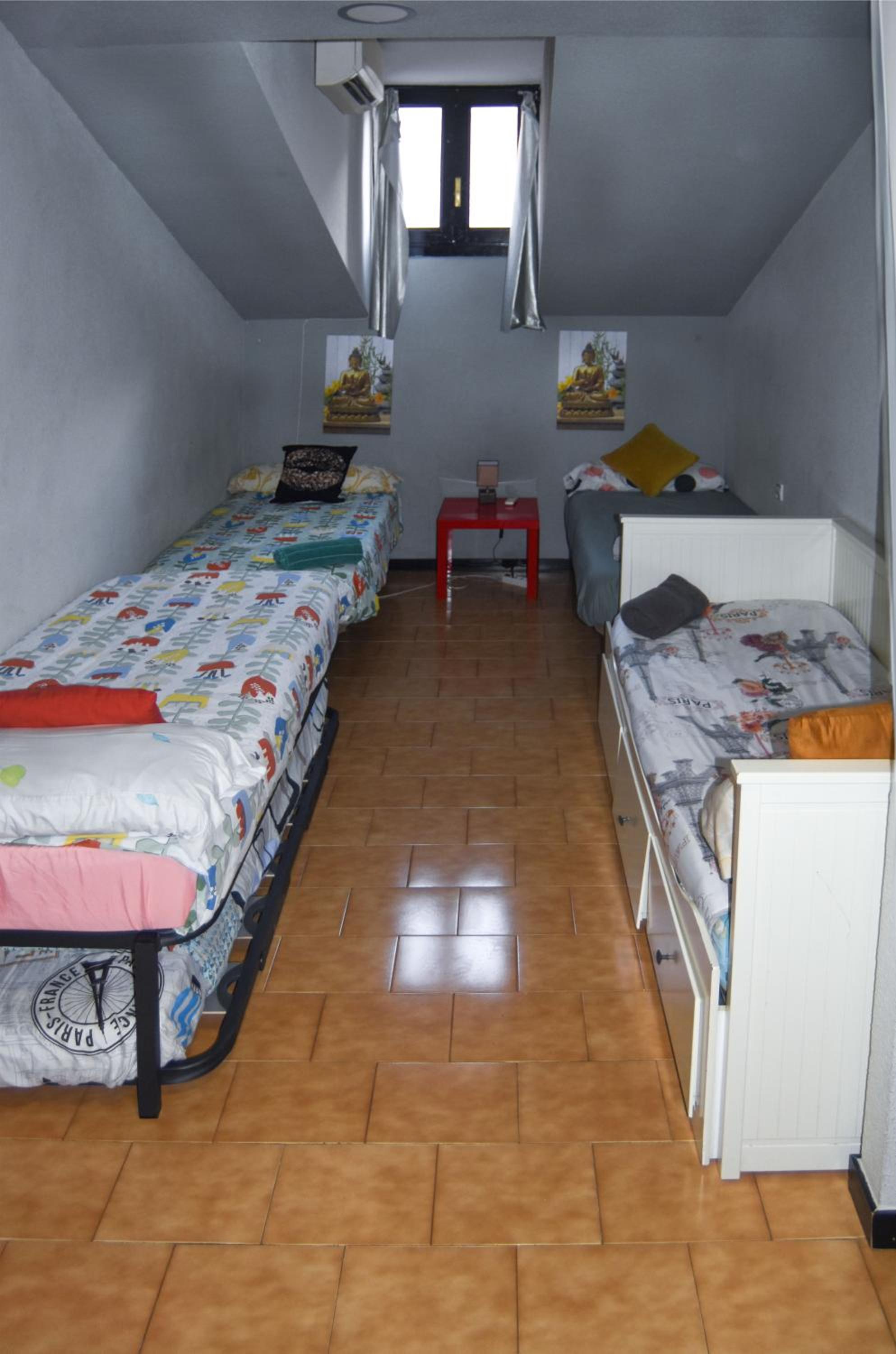 Aparment Puerta de sol – Two-Bedroom Apartment photo 8