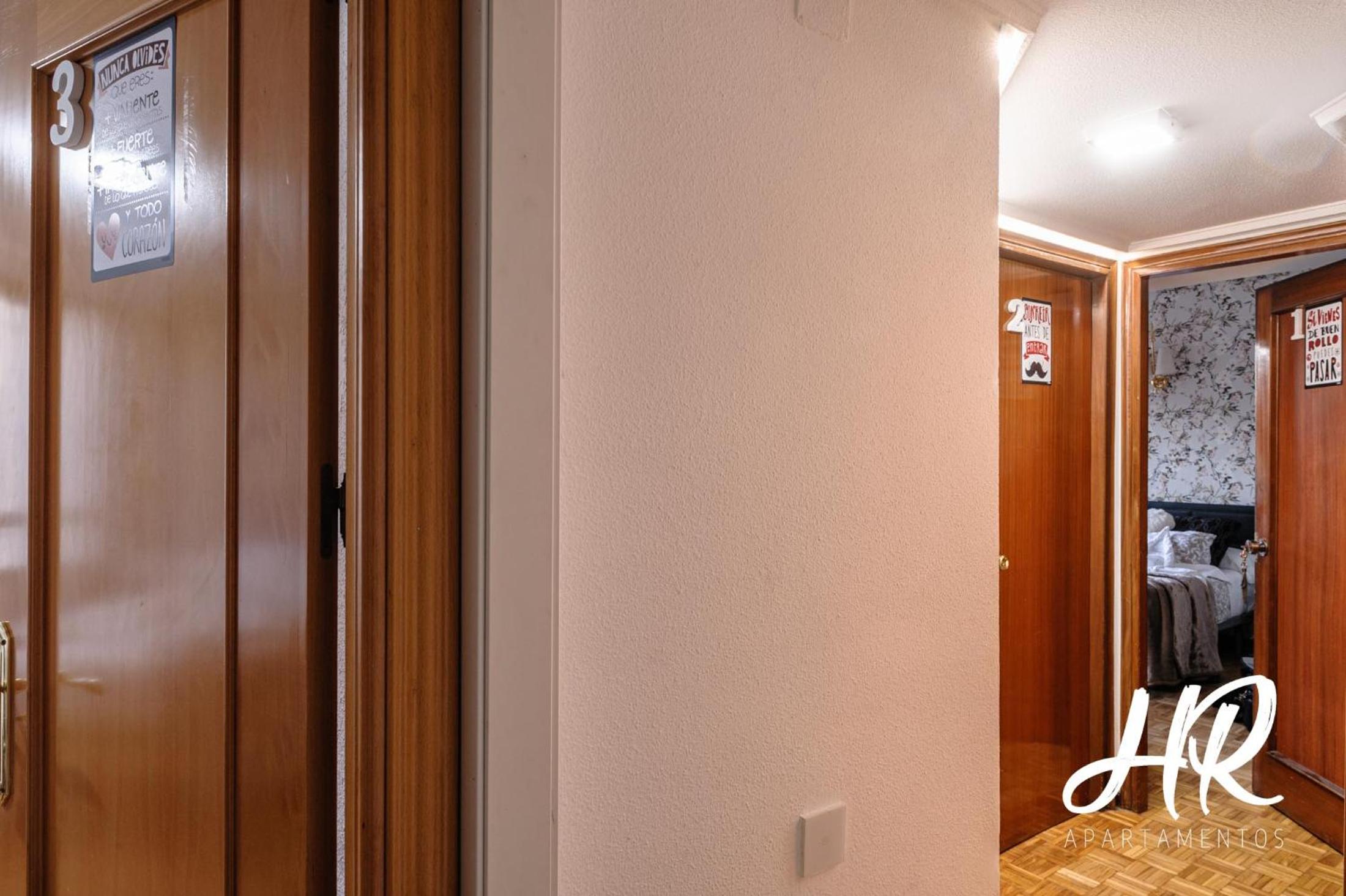 HR-Madrid-Puerta del Sol – Double Room with Private Bathroom photo 5