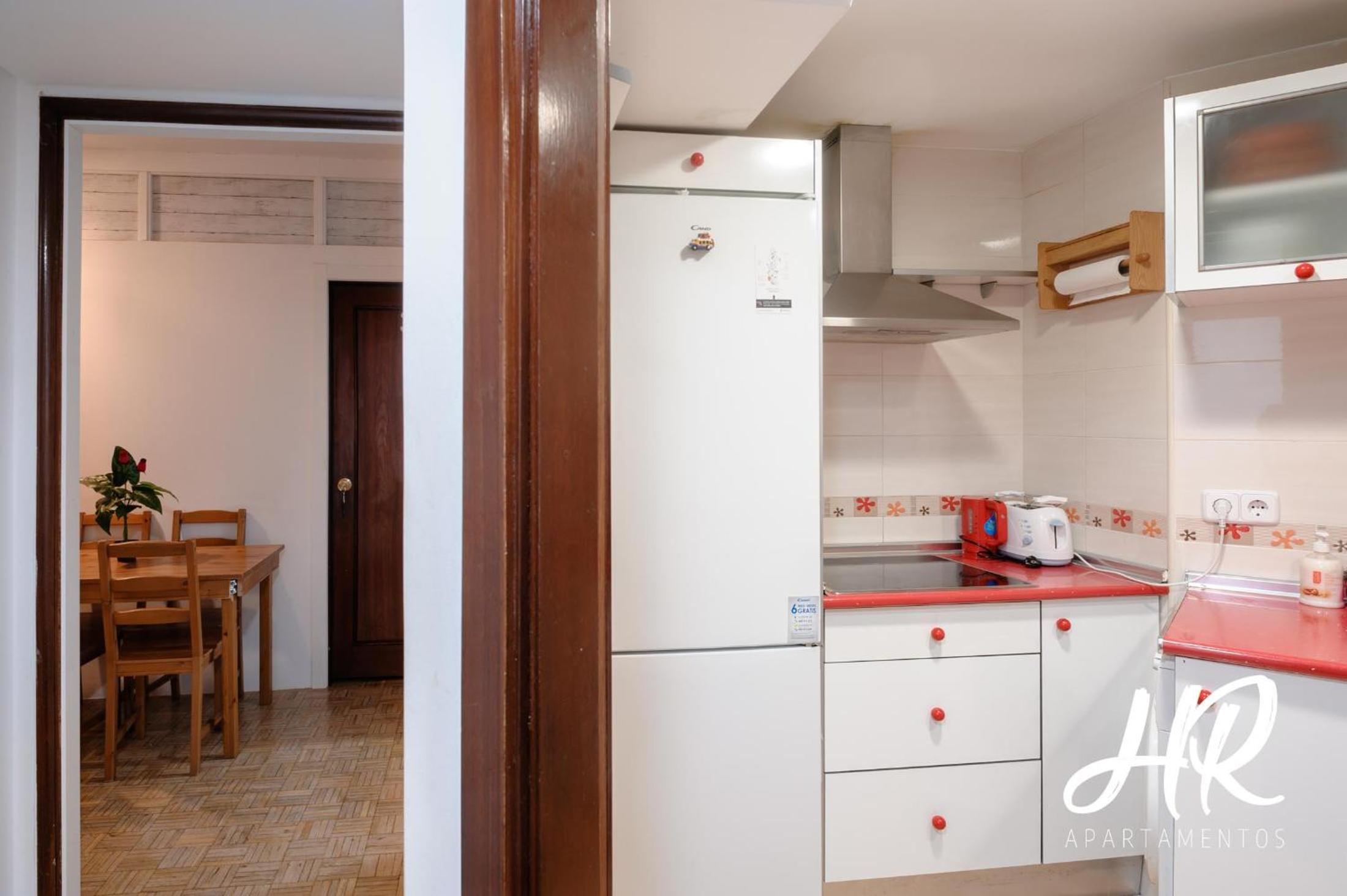 HR-Madrid-Puerta del Sol – Double Room with Private Bathroom photo 6
