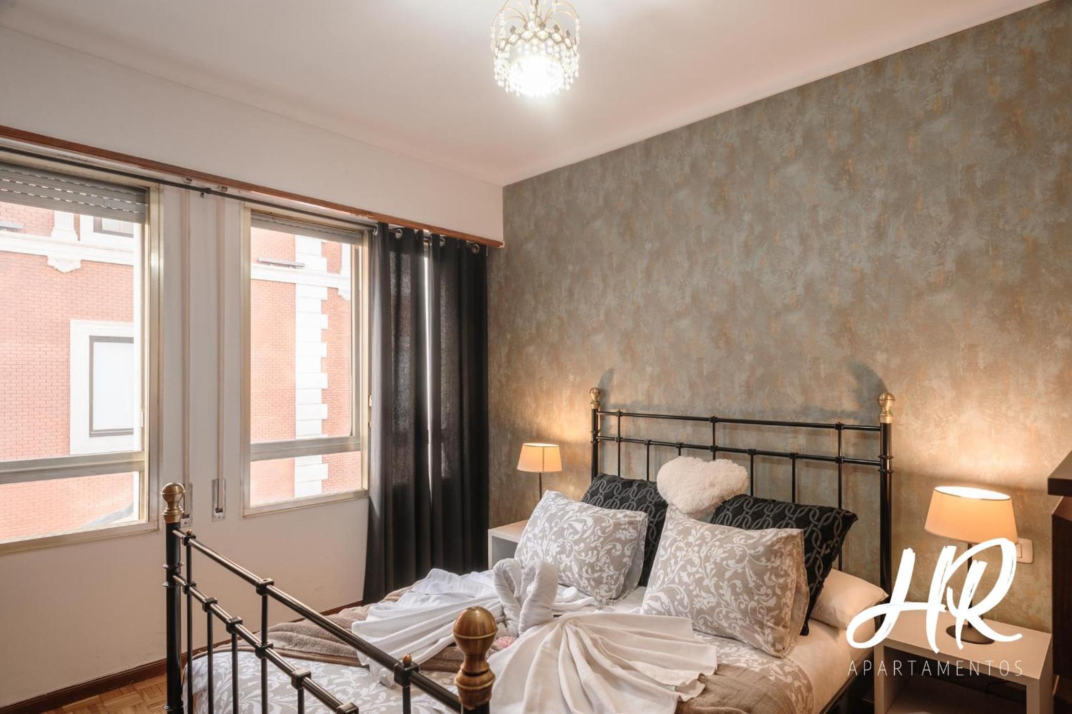 HR-Madrid-Puerta del Sol – Double Room with Private Bathroom photo 8