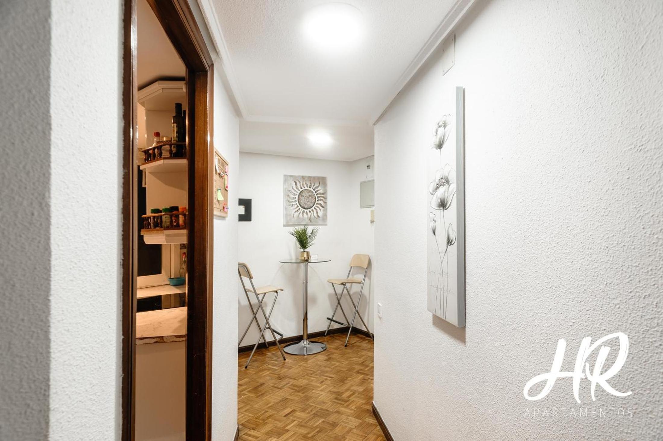 HR-Madrid-Puerta del Sol – Double Room with Private Bathroom photo 9