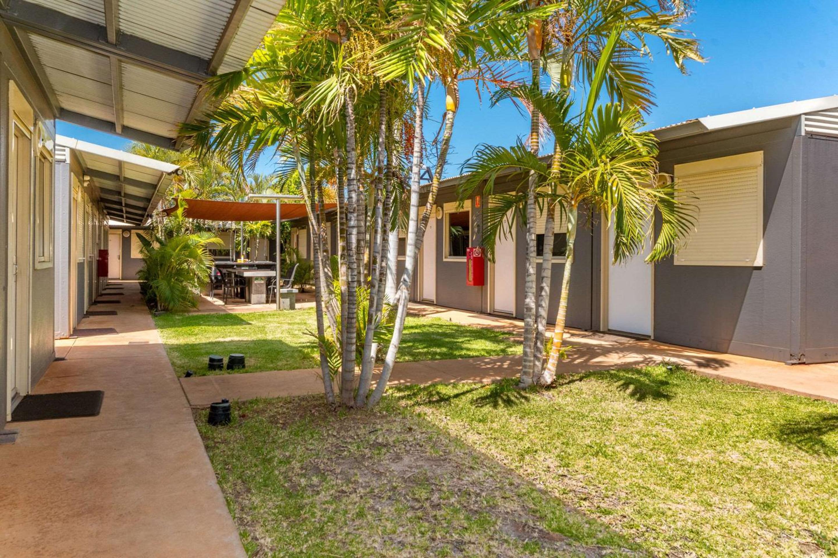 Econo Lodge Karratha - Standard Twin Room photo 8