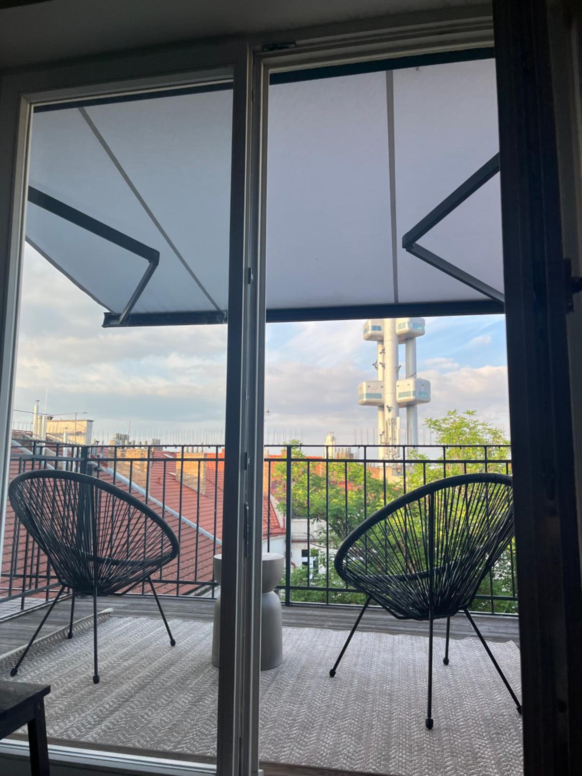 Rooftop Penthouse with Terrace, Prime Location – Entire Place photo 9