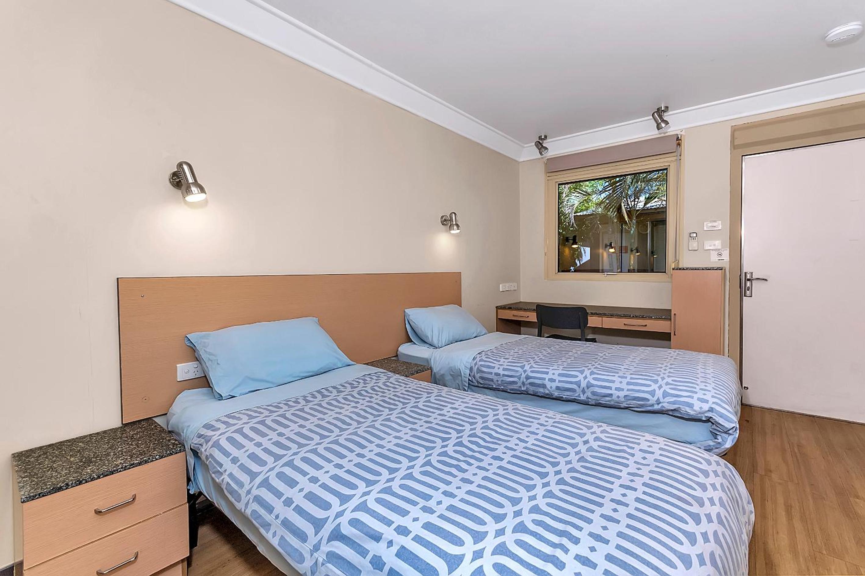 Econo Lodge Karratha - Standard Twin Room photo 4