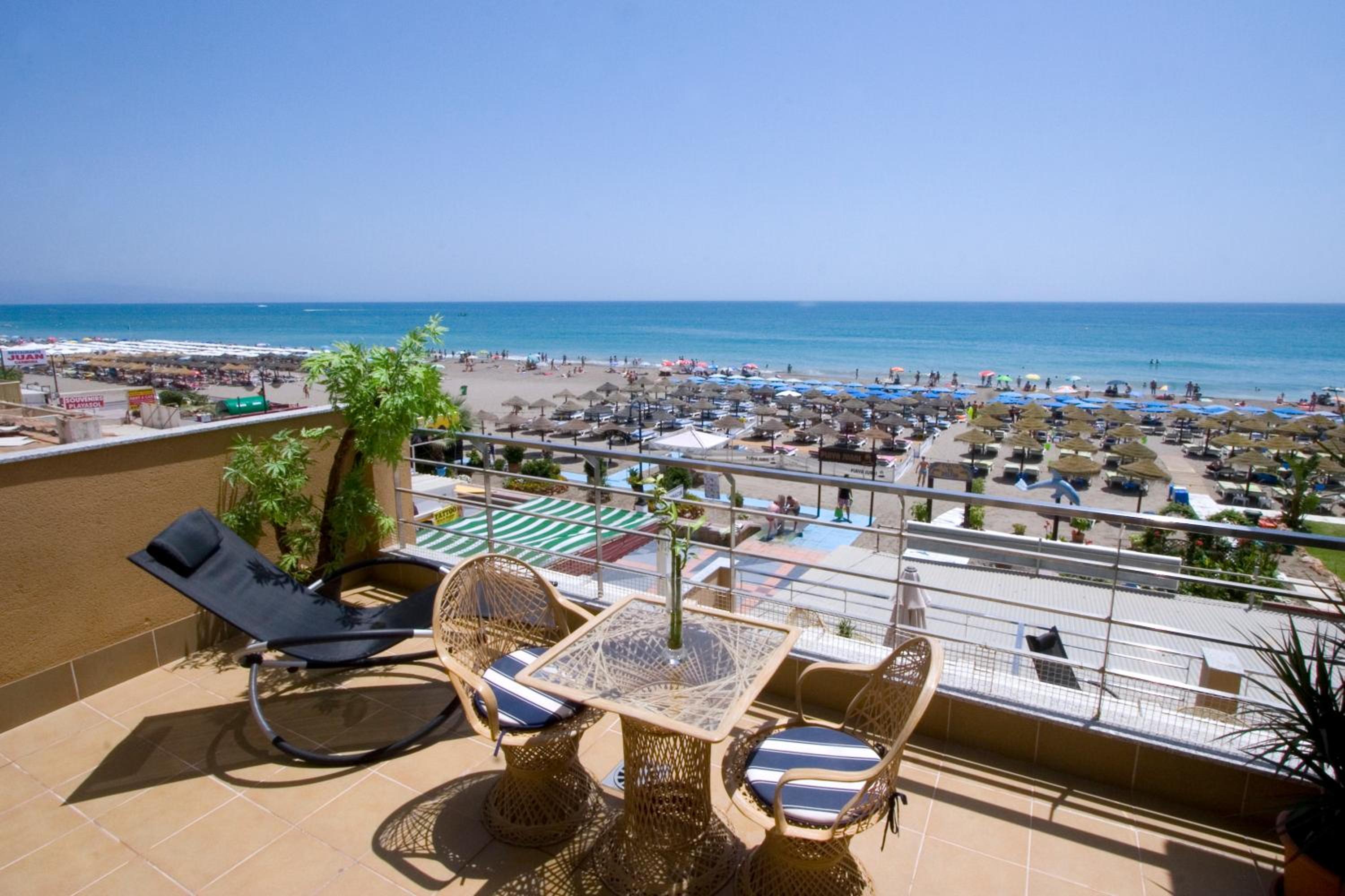 Apartamentos Playa Carihuela - Two-Bedroom Apartment With Balcony And Terrace